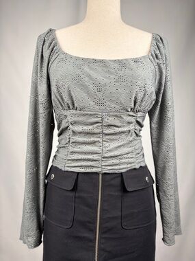 Urban Romantics Grey Eyelet Ruched Long Sleeve Top L